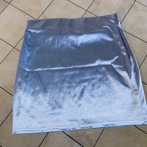 Shiny soft skirt